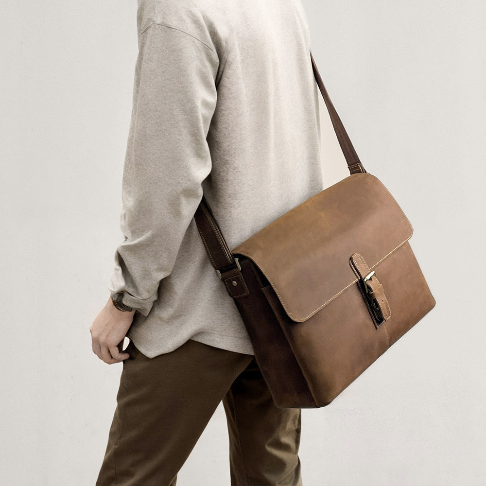 Sac bandoulière homme en cuir vintage | Signature Collection